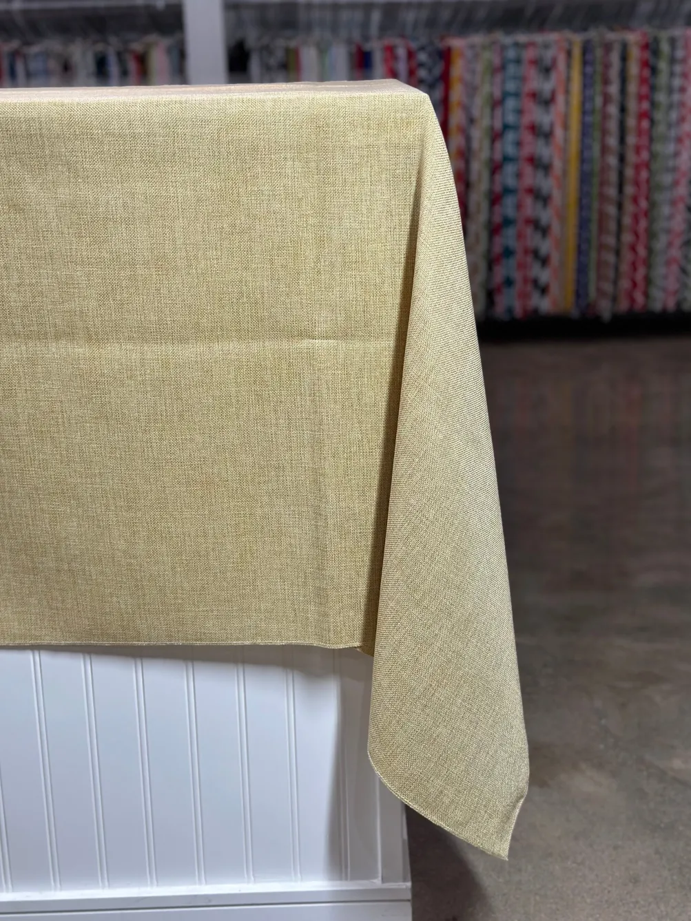Imitation Burlap Table Linen in Natural