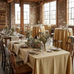 Imitation Burlap Table Linen in Natural