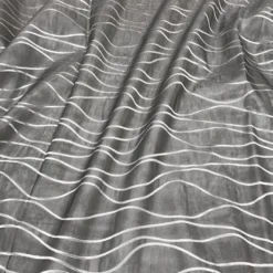 Karawave Jacquard (Reversible) Table Linen in Silver