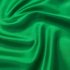 Lamour (Dull) Satin Table Runner in Kelly Green 1260