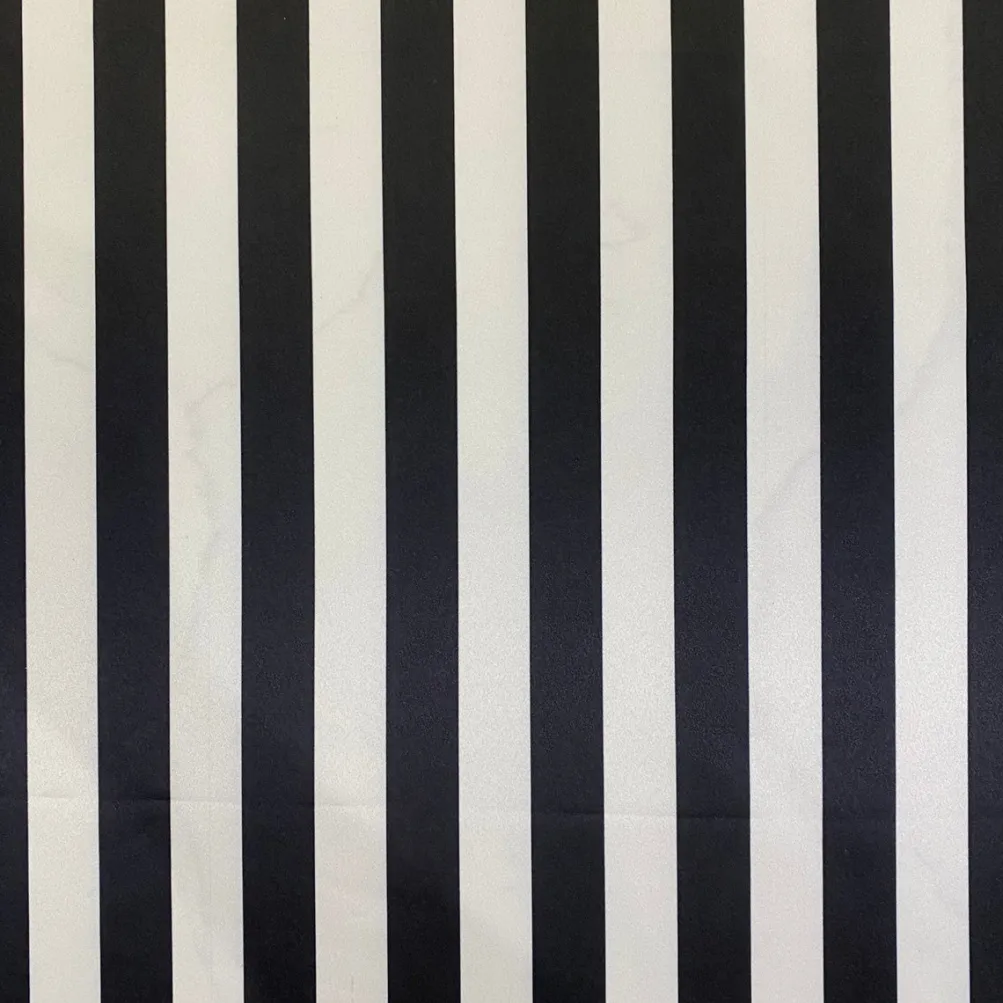 Lamour Prints Table Runner in 1" Stripe