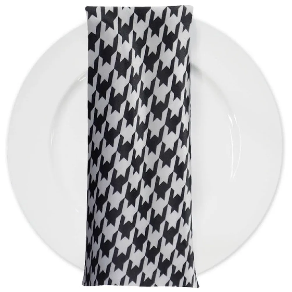 Lamour Print Table Napkin in Houndstooth