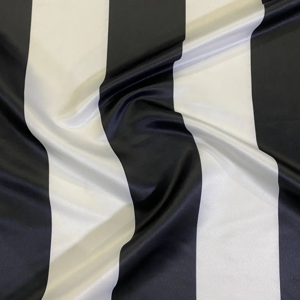 Lamour 1" & 4" Stripe Table Napkin in 4" Stripe