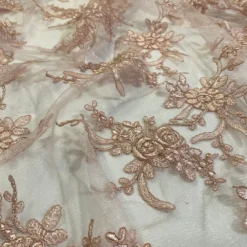 Laylani Lace Table Runner in Champagne