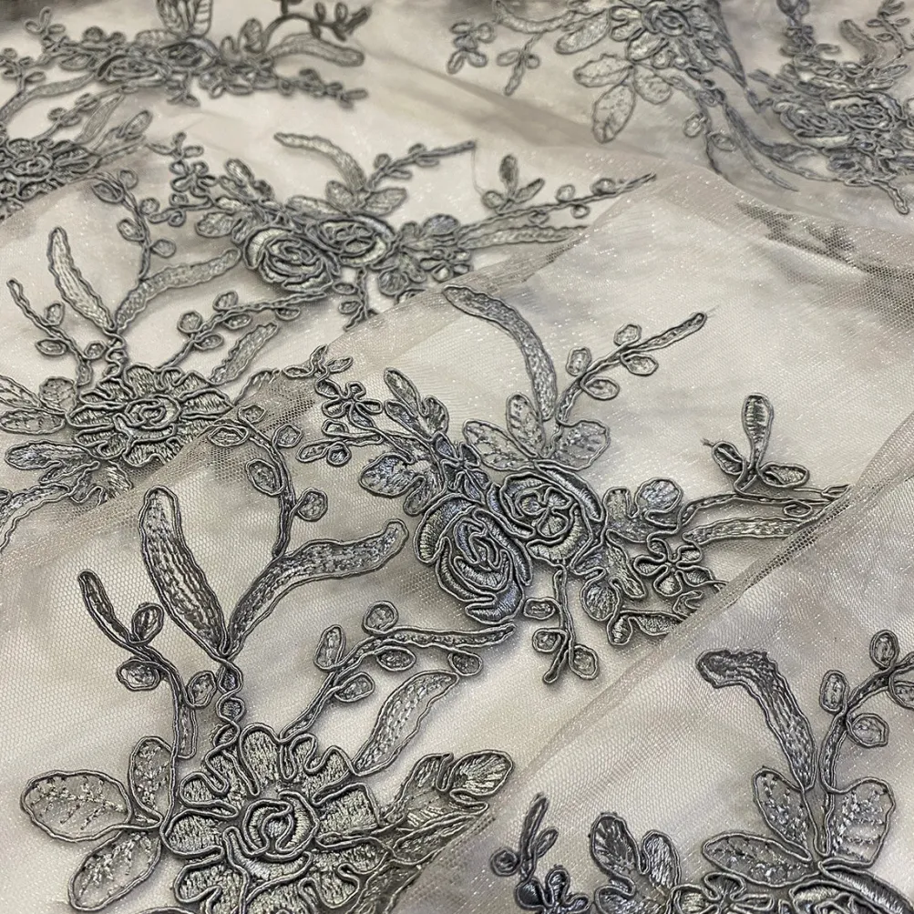 Laylani Lace Table Runner in Silver