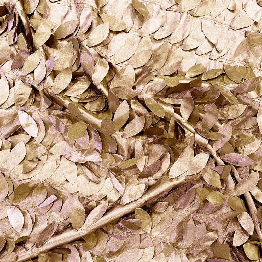 Leaf Hanging Taffeta Table Linen in Taupe and Gold