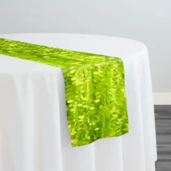 Leaf Hanging Taffeta Table Runner in Lime