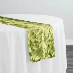 Leaf Hanging Taffeta Table Runner in Avocado