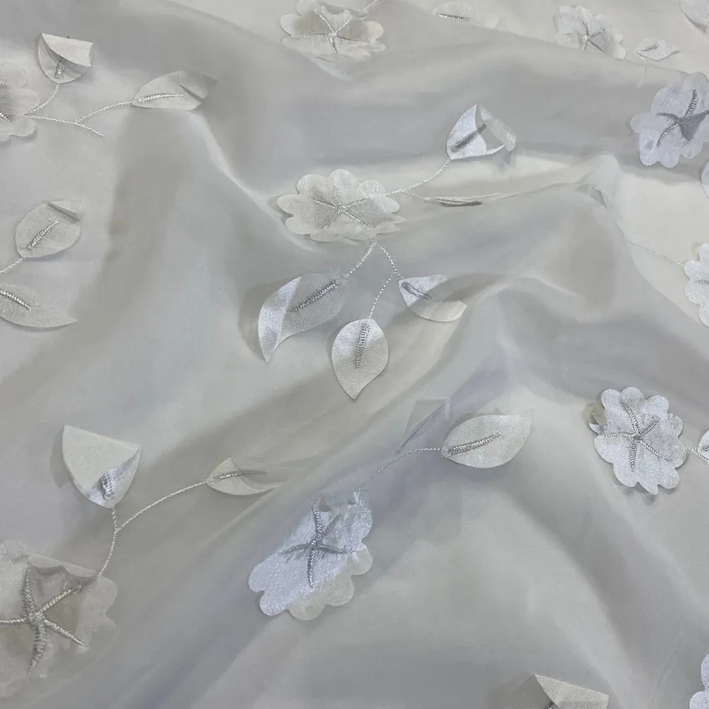 Lily Petal Table Runner in White