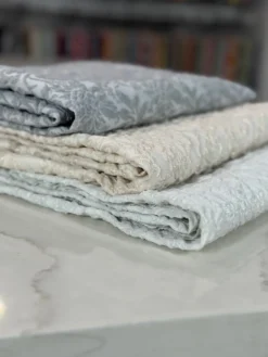Lucia Jacquard Table Napkin in Ivory