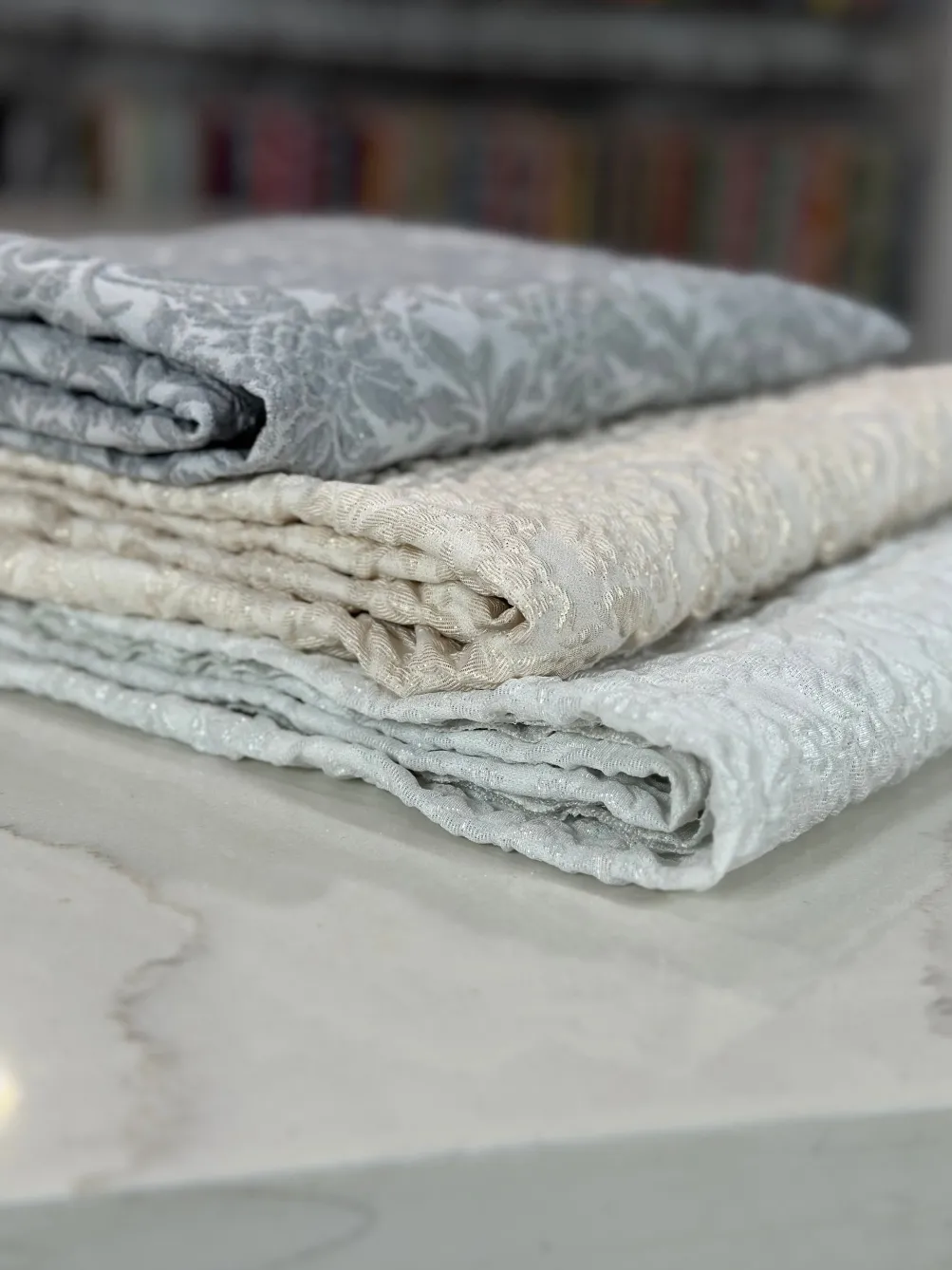 Lucia Jacquard Table Napkin in Ivory
