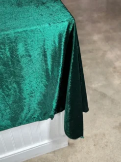 Lush Velvet Table Linen in Hunter Green