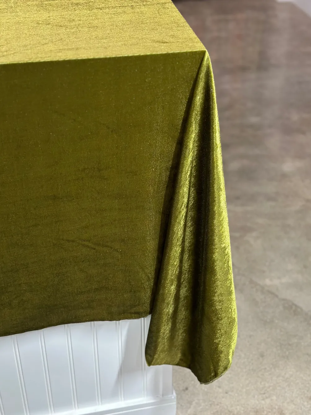 Lush Velvet Table Linen in Olive