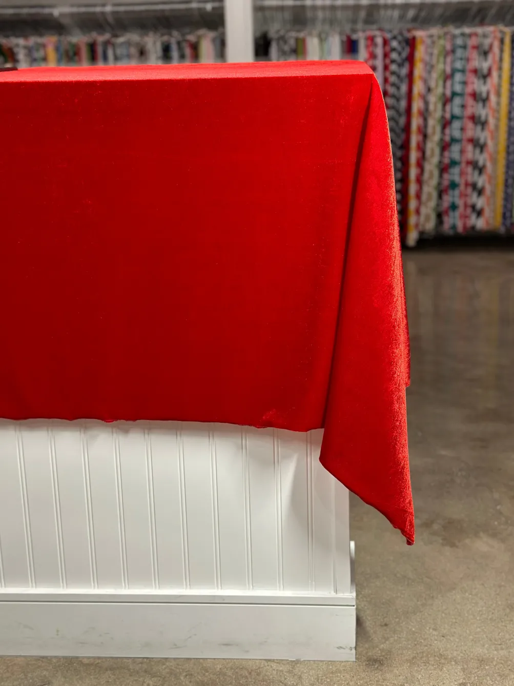 Lush Velvet Table Linen in Red