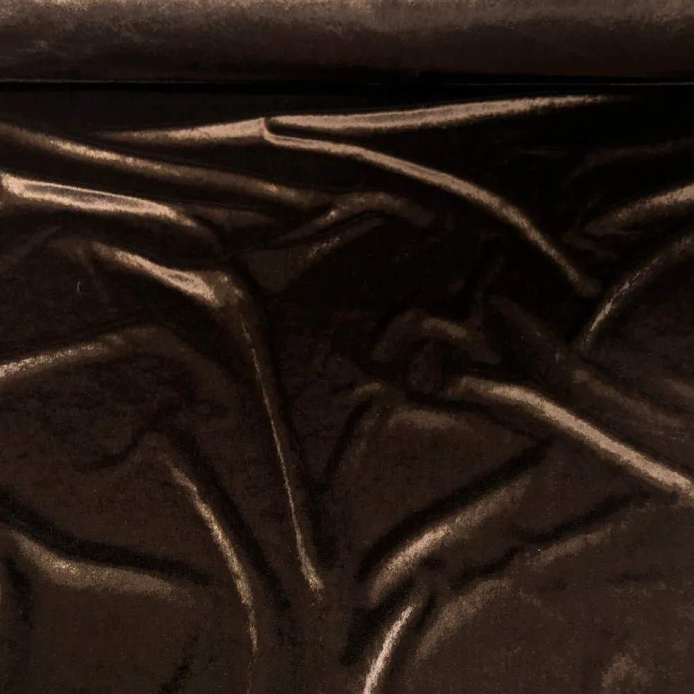 Lush Velvet Table Runner in Chocolate