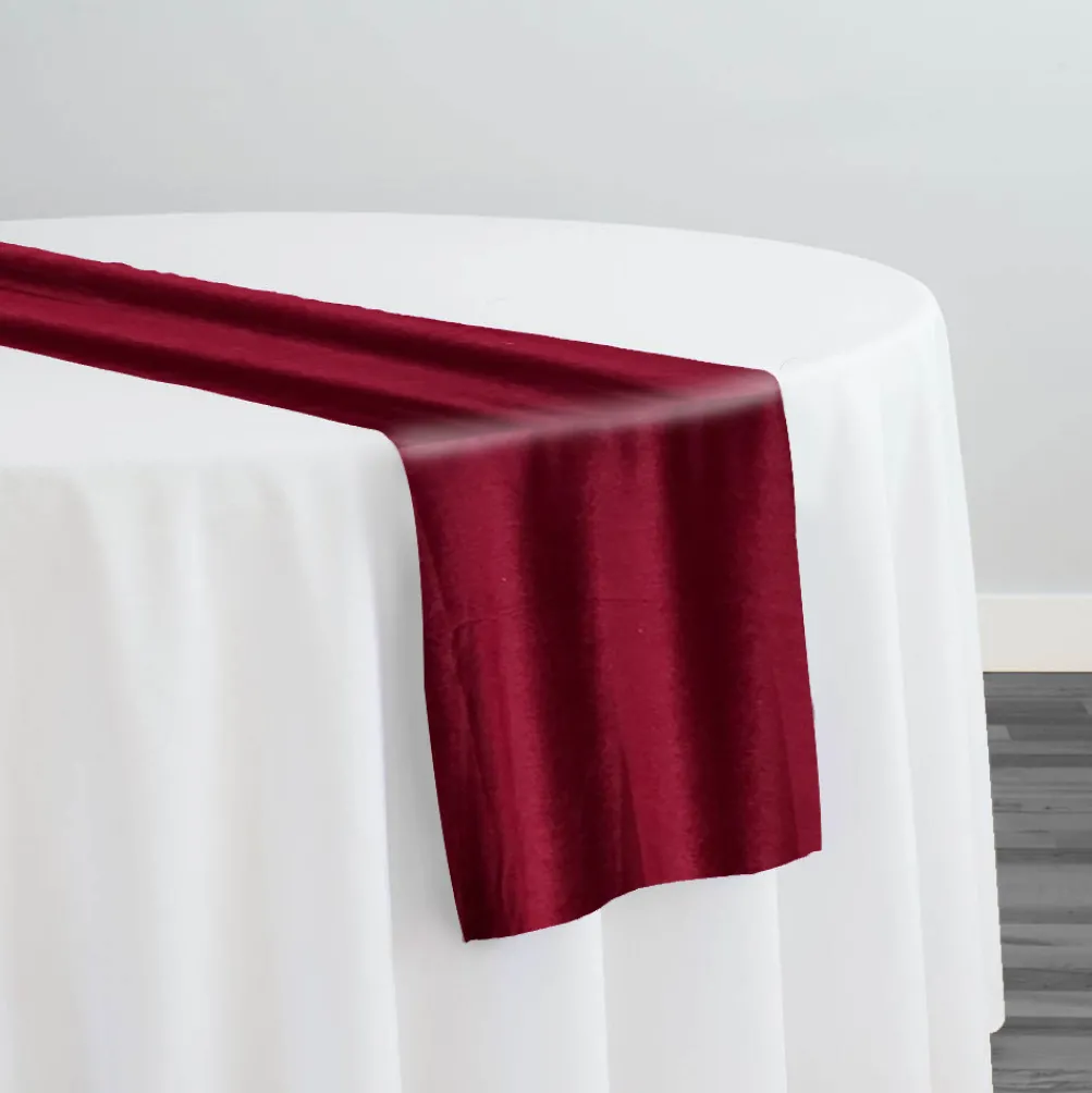 Luxury Plush Velvet Table Runner in Wine