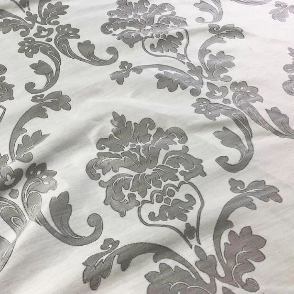 Madison Jacquard (Reversible) Table Linen in Silver