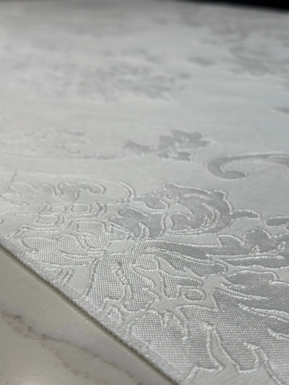 Madison Jacquard (Reversible) Table Linen in White