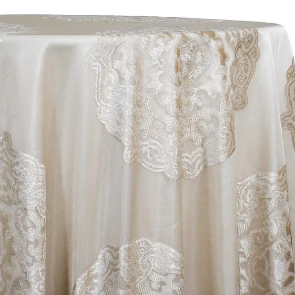 Medallion Jacquard Sheer Table Linen in Champagne