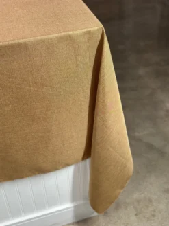 Metallic Burlap Table Linen in Gold/Gold