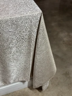 Miramar Jacquard Table Linen in Mauve