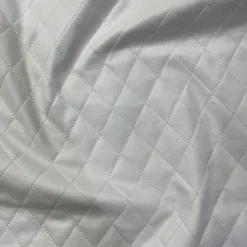Murano Quilt Table Linen in White