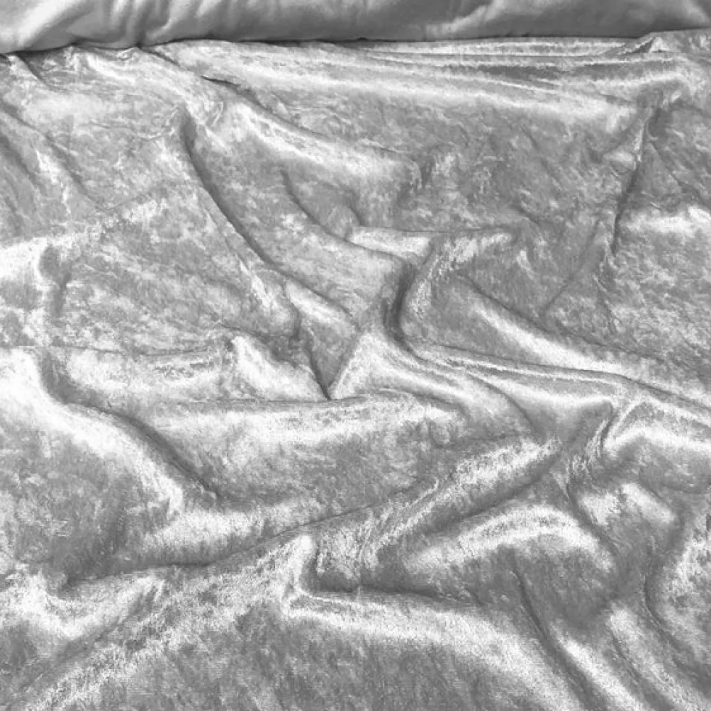 Panne (Crush) Velvet Table Linen in Silver