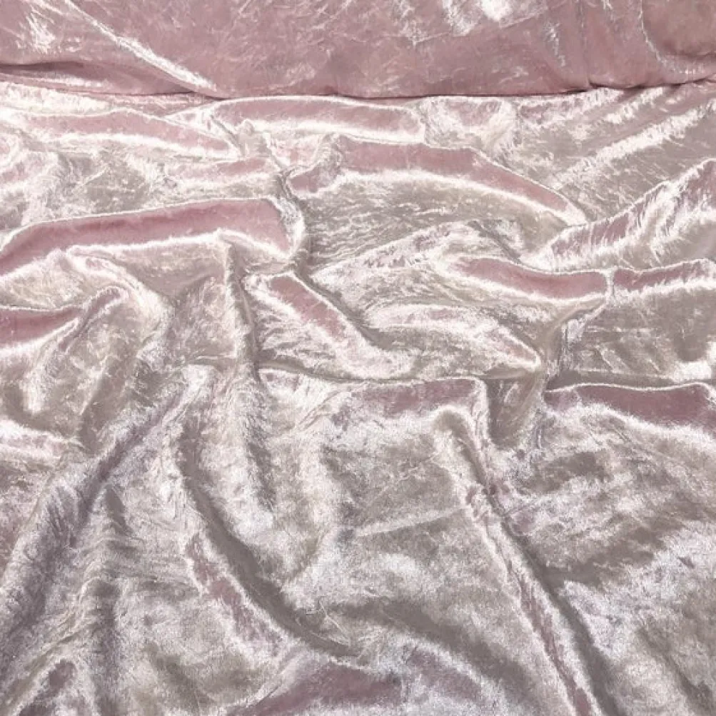 Panne (Crush) Velvet Table Runner in Pink