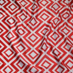 Paragon Print (Lamour) Table Linen in Red