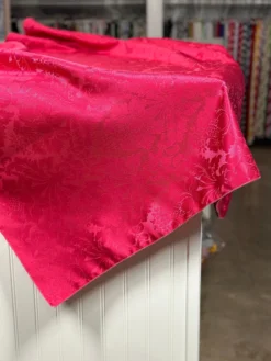 1pc - Damask Poly Table Linen 85