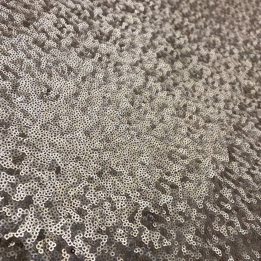 11pcs - Glitz Sequins Table Runner 20"x108" - Champagne