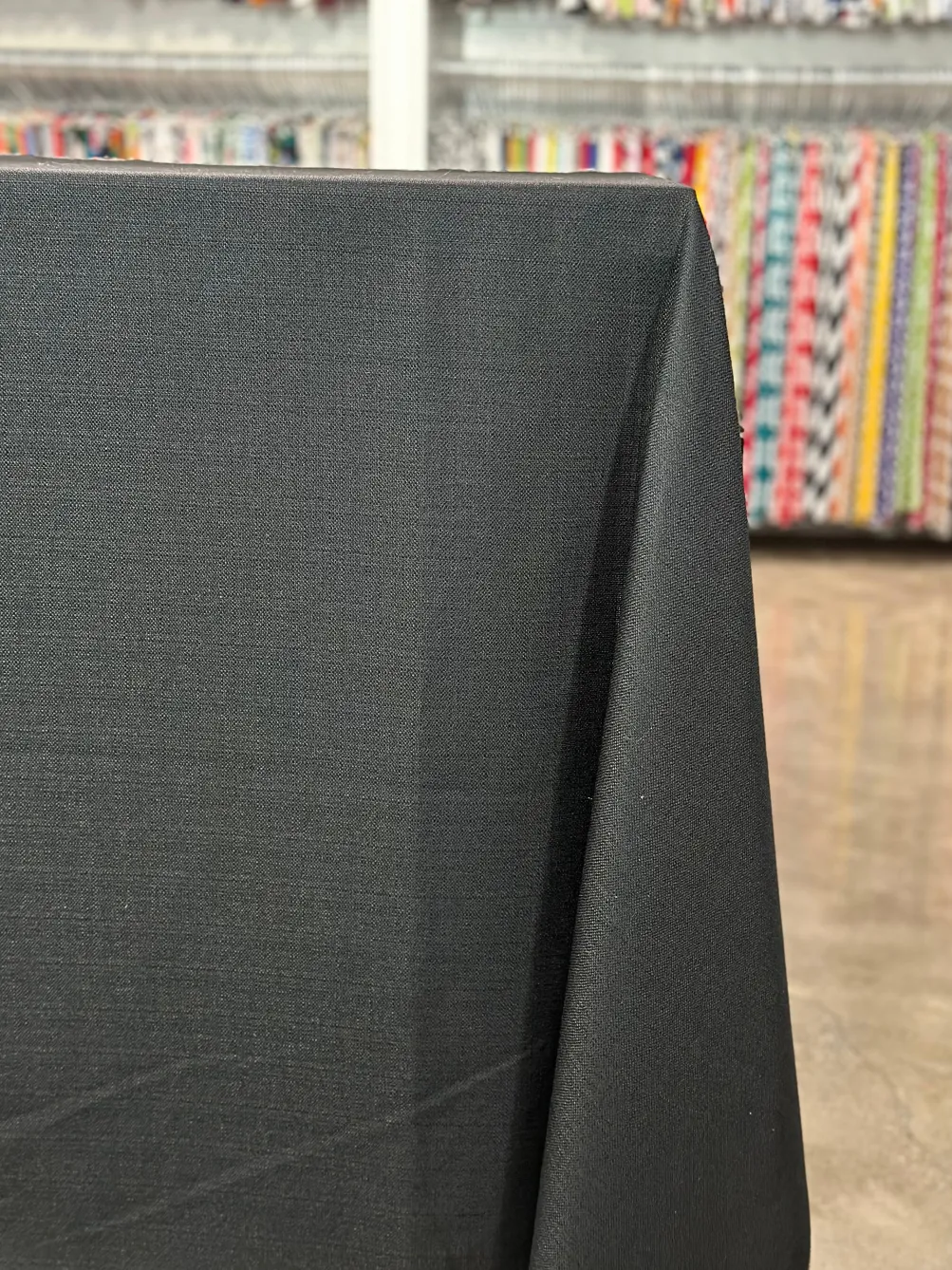 5pcs - Rustic Linen Table Linen 72"x72" Square - Black