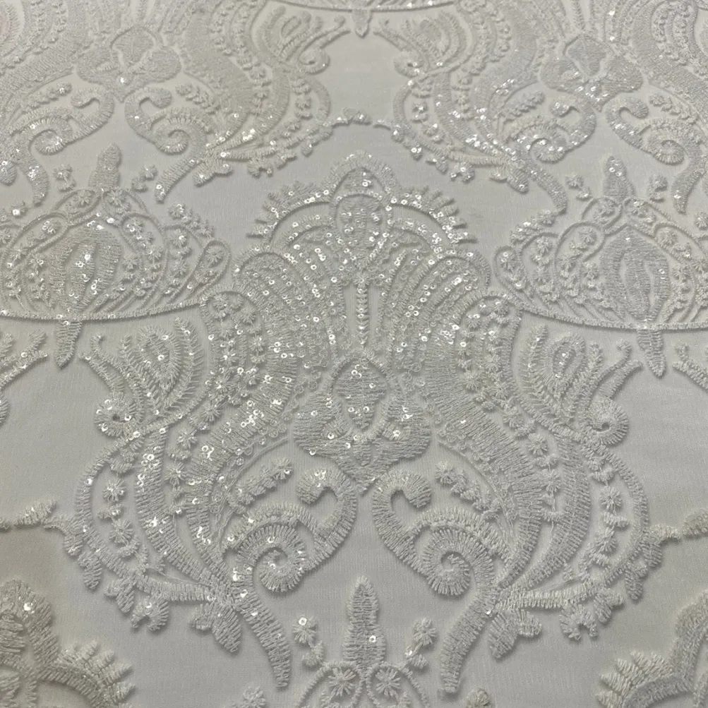 Princess Lace Table Linen in White