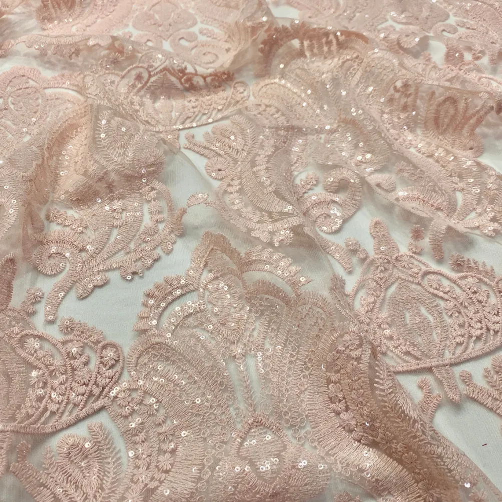 Princess Lace Table Runner in Blush