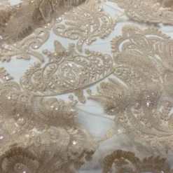 Princess Lace Table Runner in Champagne