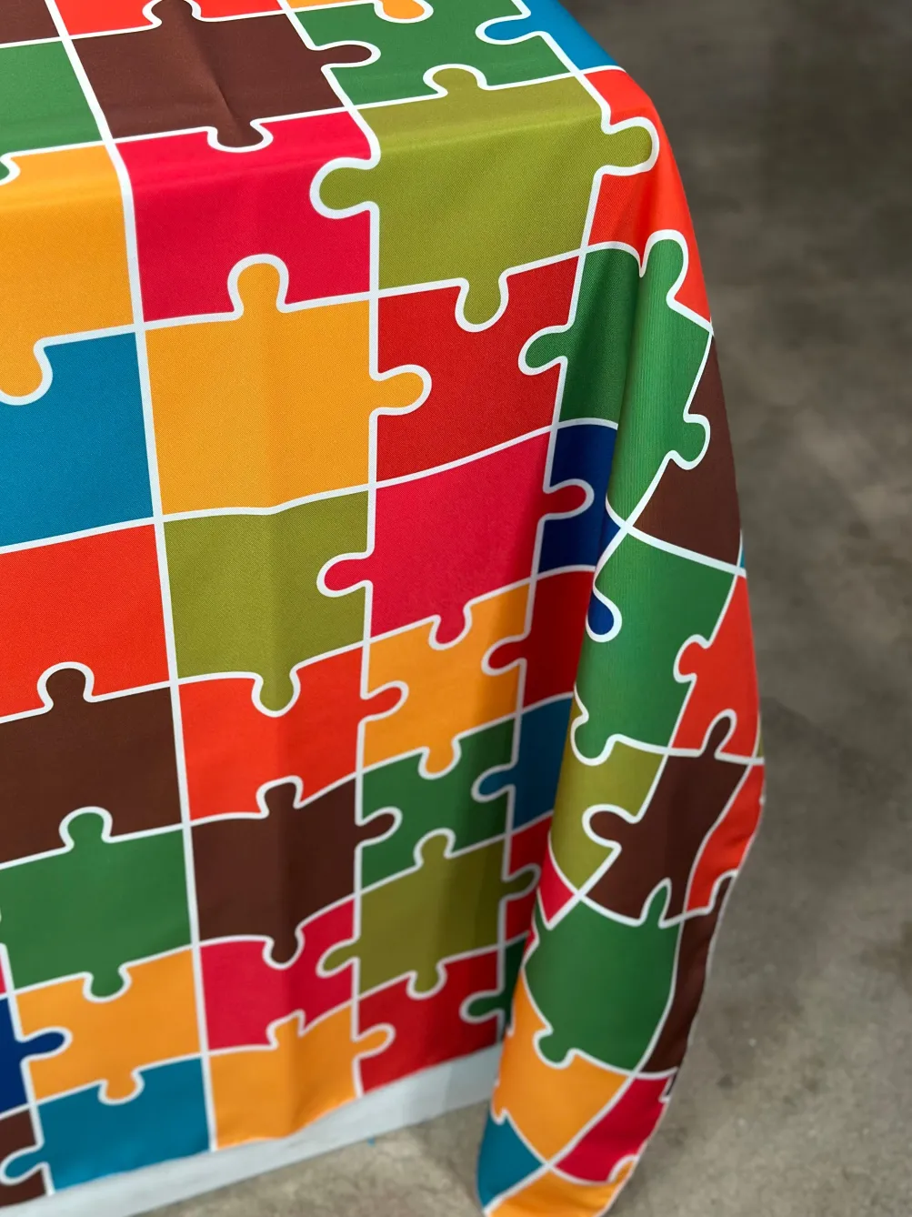 Puzzle (Poly Print) Table Linen