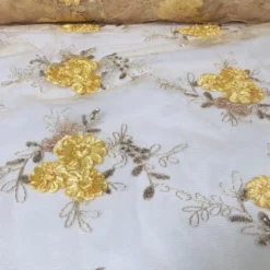 Ribbon Mesh Lace Table Runner in Gold