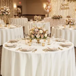 Scuba (Wrinkle-Free) Table Linen in Off White