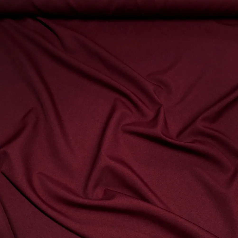 Scuba (Wrinkle-Free) Table Linen in Burgundy