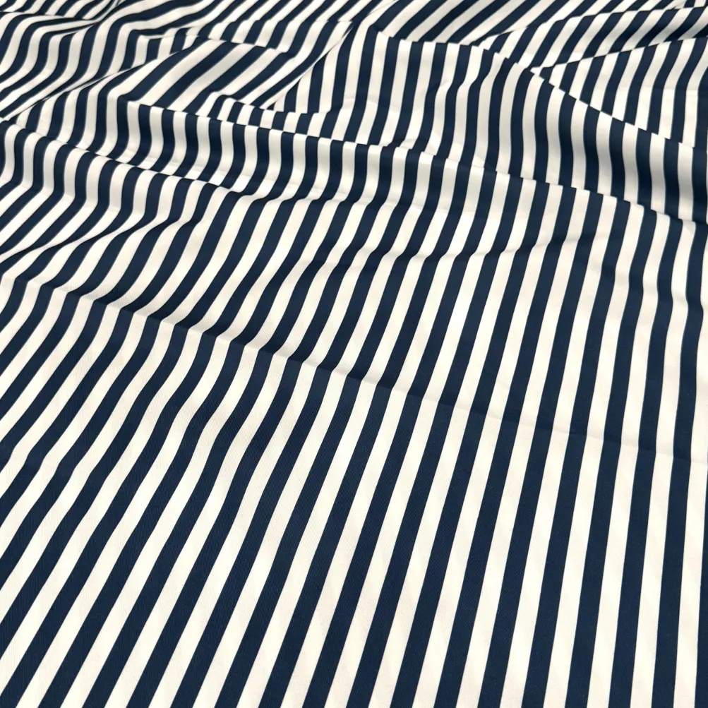 Seersucker (Poly Print) Table Linen in Navy