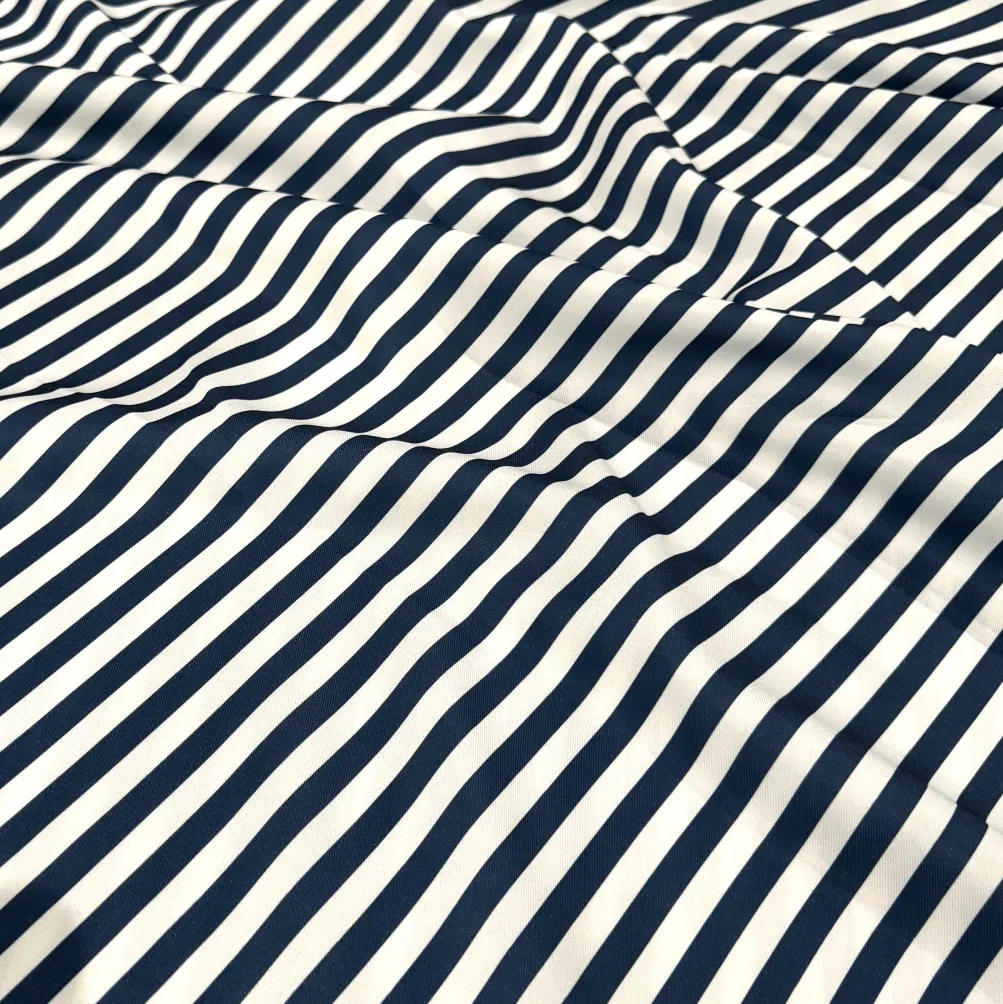 Seersucker (Poly Print) Table Linen in Navy