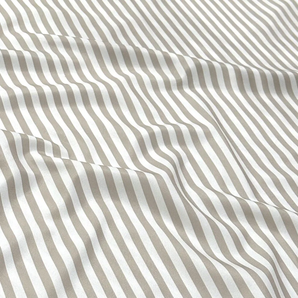 Seersucker (Poly Print) Table Linen in Taupe