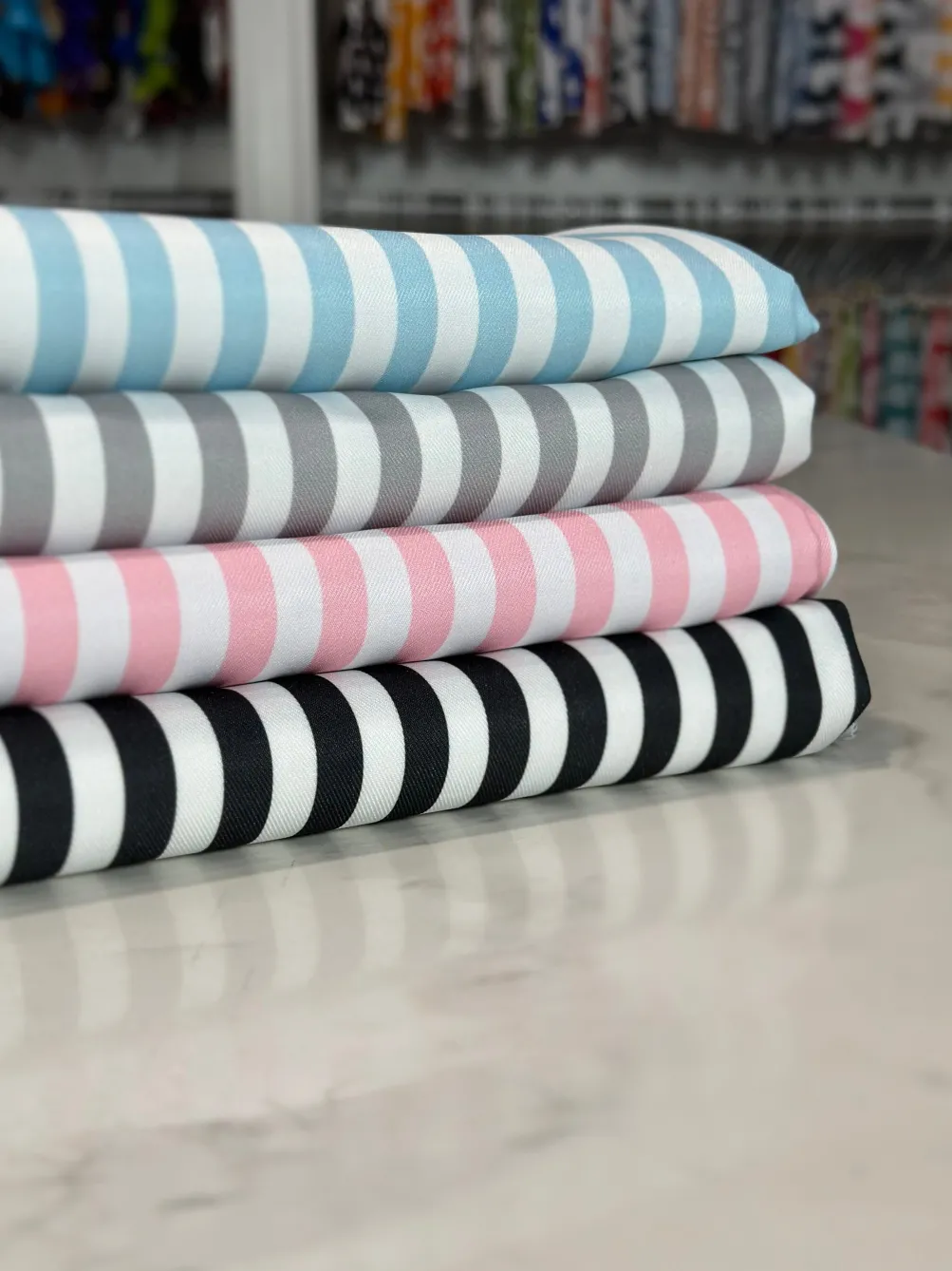 Seersucker (Poly Print) Table Linen in Silver