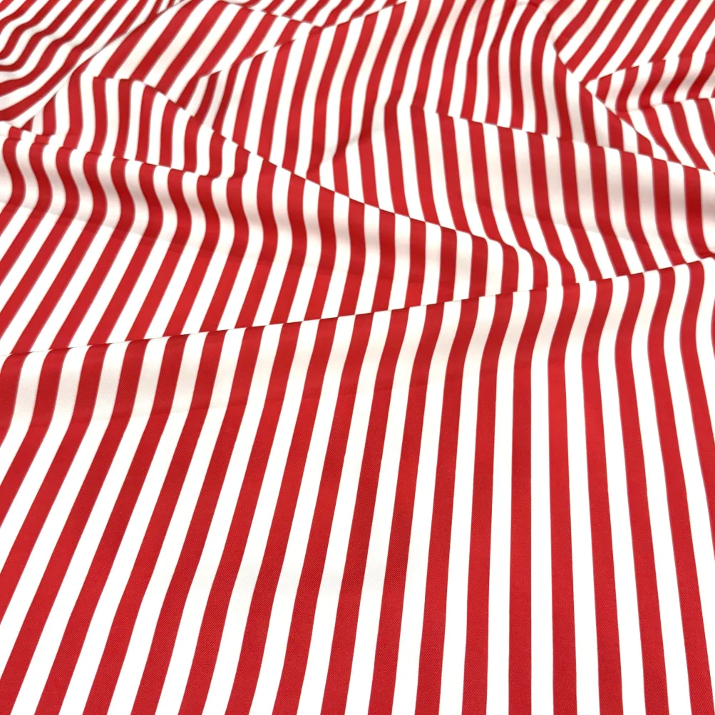 Seersucker (Poly Print) Table Runner in Red