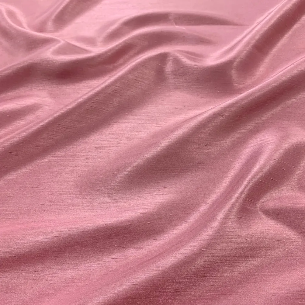 Shantung Satin (Reversible) Table Linen in Mauve