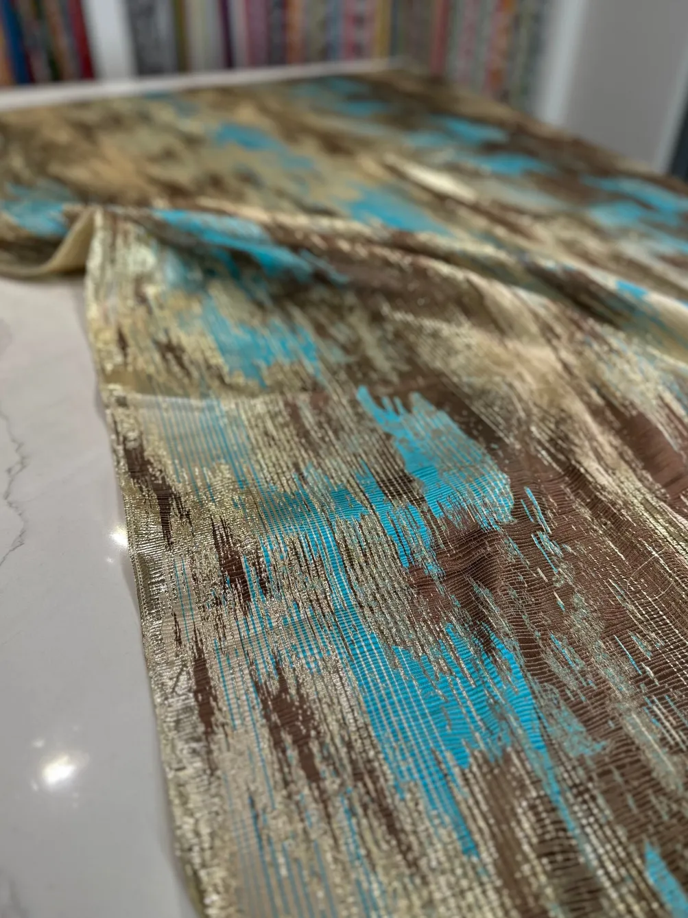 Static Jacquard Table Linen in Turquoise and Brown