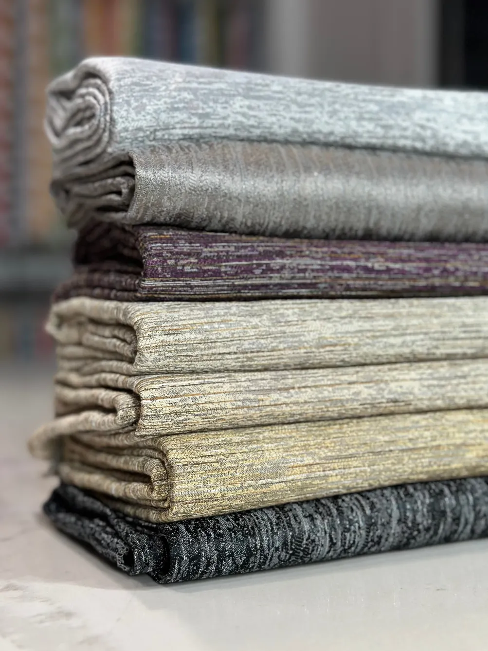 Sterling Jacquard Table Linen in Plum