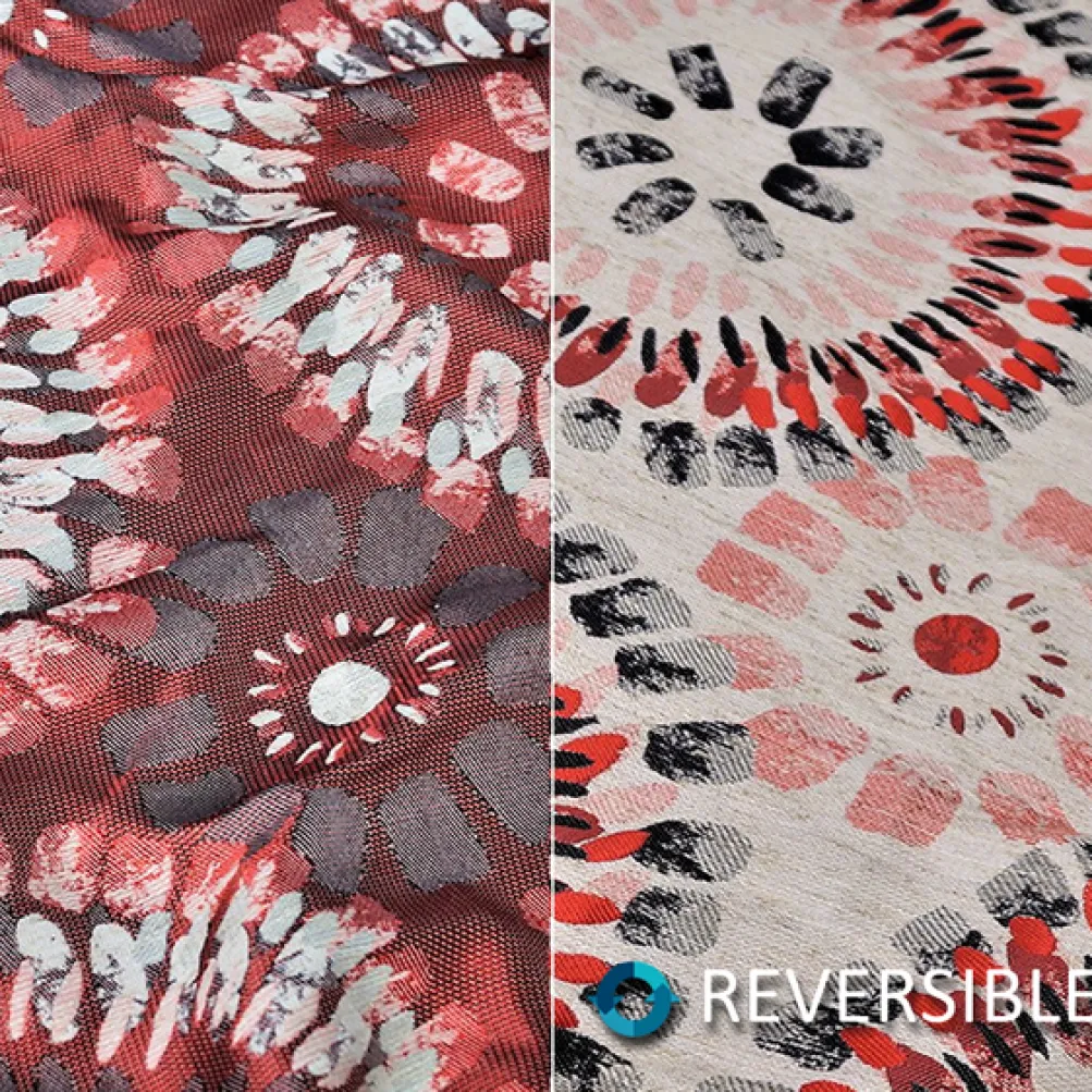 Sundaze Jacquard (Reversible) Table Napkin in Red and Black