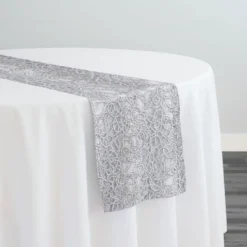 Swirl Chain Lace Table Runner in Silver