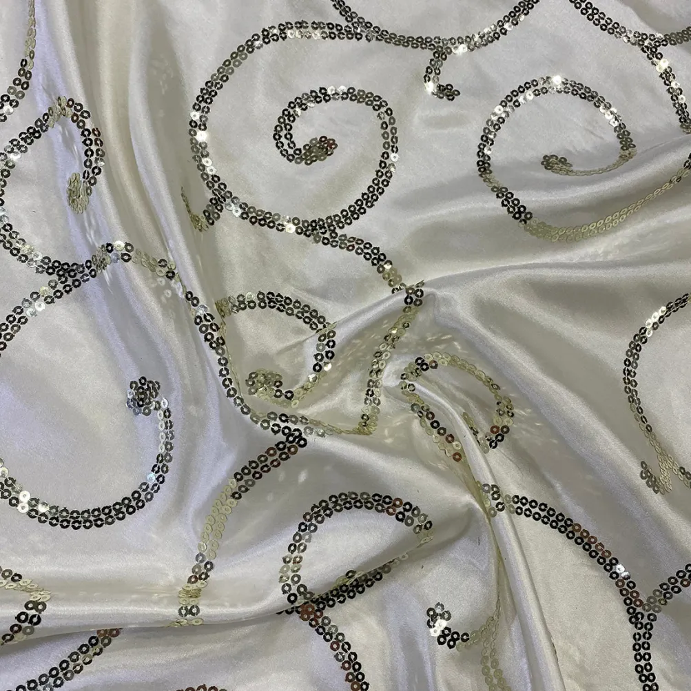 Swirl Sequins Taffeta Table Runner in Ivory